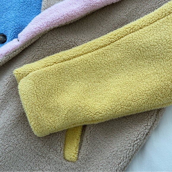 Qutie Color Block Teddy Coat - Picture 6 of 7